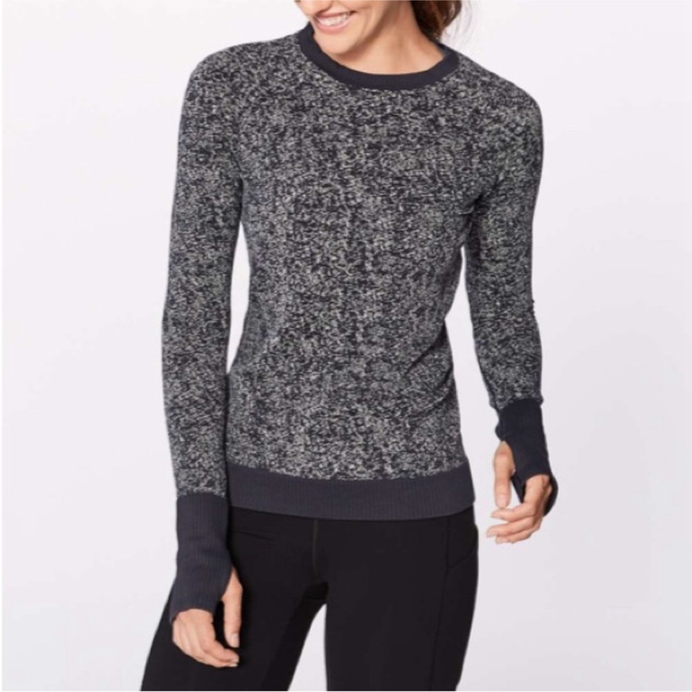 lululemon athletica Restless Pullover size 4 Black & White Crewneck
